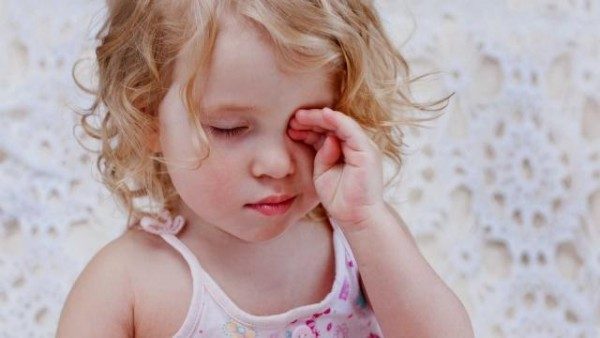 Mẹ đã biết gì về bệnh đau mắt đỏ ở trẻ?