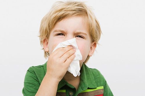 bệnh cúm mùa ở trẻ